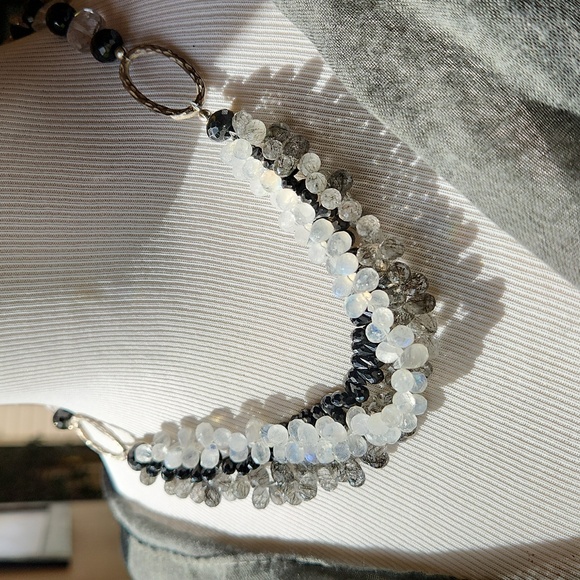 SRA Jewelry - Black and White Necklace